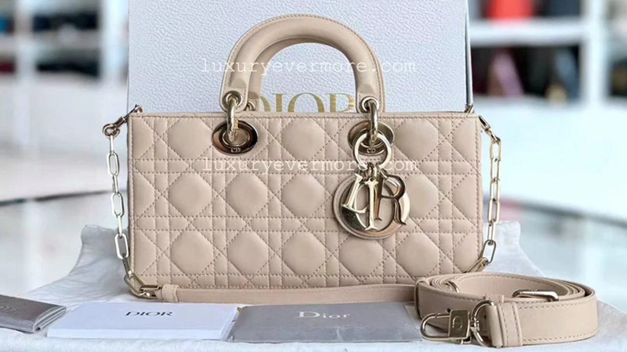 How to Style Your Bag from Luxury Evermore